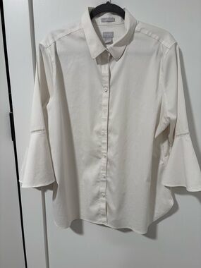 Chico's White No-Iron ChicStretch Button-Front Shirt
